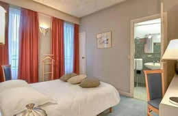 Lyon Bastile Hotel - Paris & Rome City Break