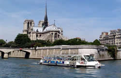 Paris City Break - Boat Tour
